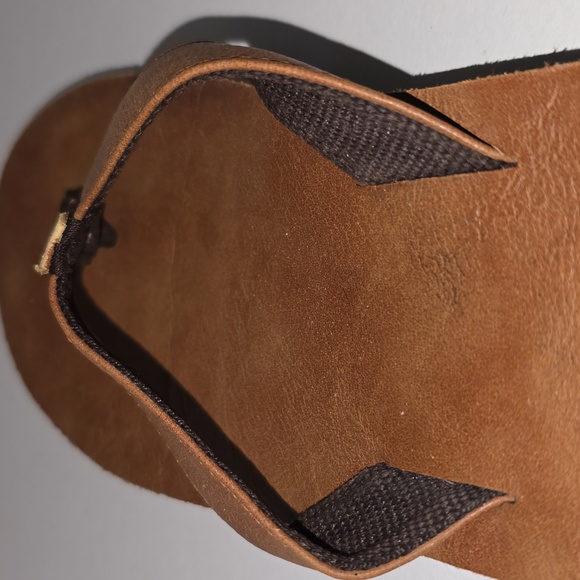 Reef boys leather flip flops Size 4/5 - Picture 8 of 14